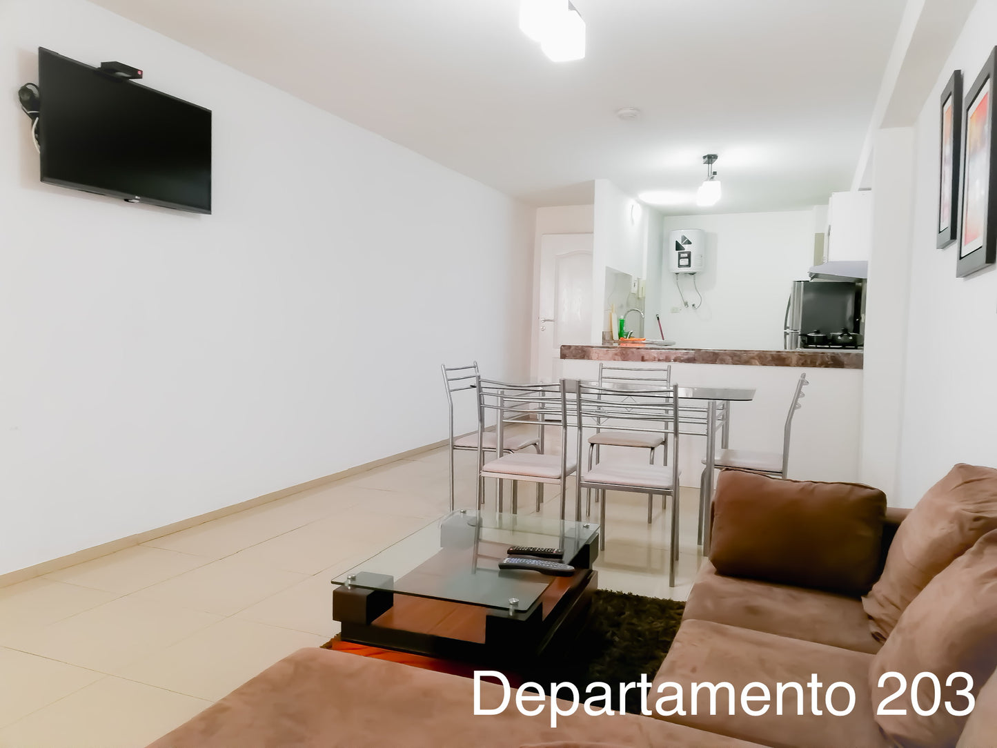Departamento 203 - 2 habitaciones con cama matrimonial + 1 habitación con cama individual